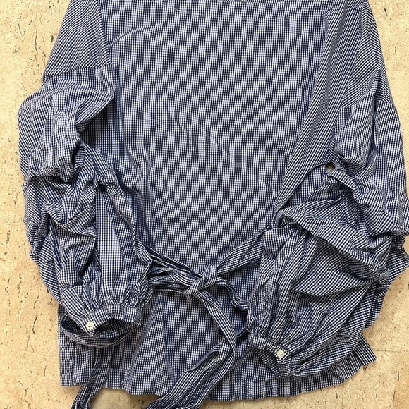 Banana Republic Blue and White Gingham Tuck Sleeve, Front Tie Blouse Size XS - Picture 2 of 5